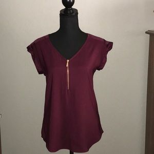 Burgundy Express zip front blouse XS.